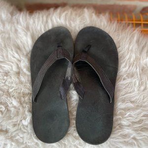 Black Leather American Eagle Flip Flops